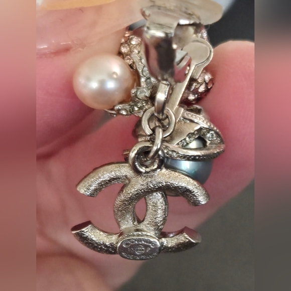 Chanel 2013 Spring Palladium Multicolor Strass and Faux Pearl Drop CC Earrings - Picture 10 of 12